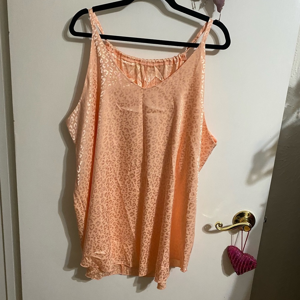 3X Light orange leopard print tank top - Picture 6 of 8